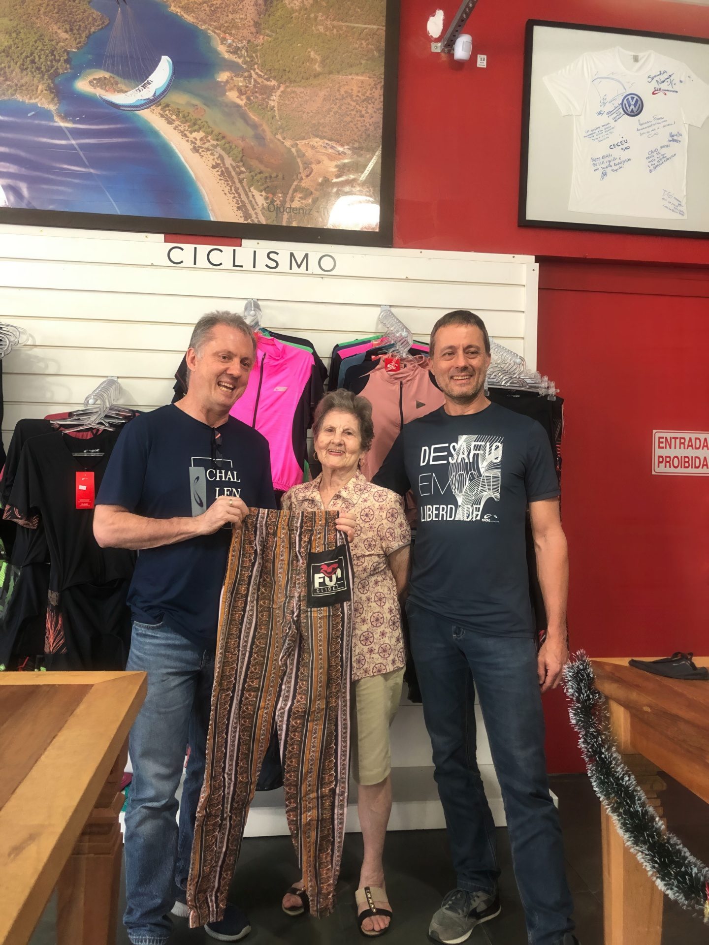 Ary Carlos Pradi, Alderia Pradi e Fernando Pradi